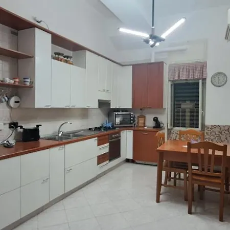 Lägenhet Mendozza House Neapel